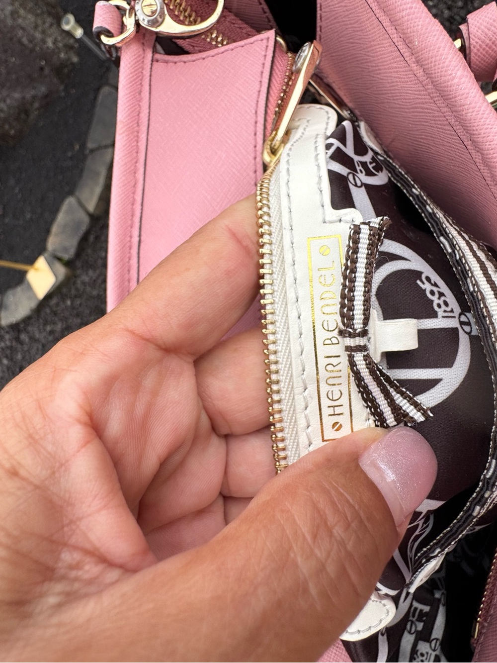 Henri Bendel Pink Saffiano Leather Tote Crossbody Bag Gold Hardware - Picture 11 of 11